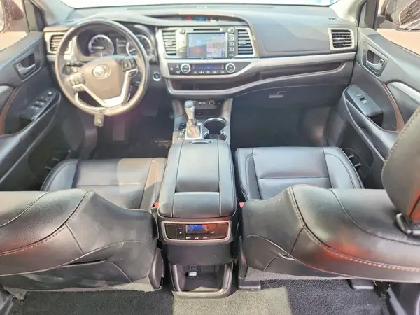 5TDKZRFH8KS570280 2019 TOYOTA HIGHLANDER - Image 8