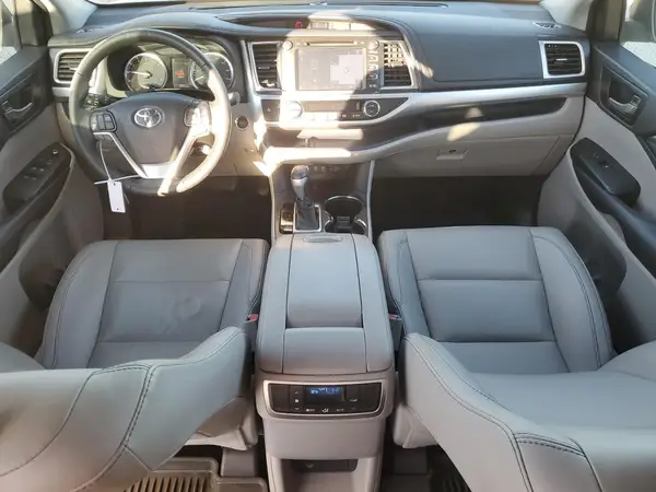 5TDKZRFH8KS575043 2019 TOYOTA HIGHLANDER - Image 8