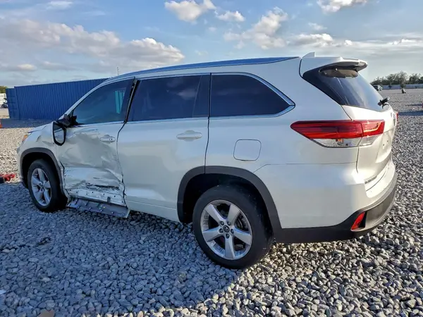 5TDKZRFH9HS509836 2017 TOYOTA HIGHLANDER - Image 2