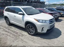 5TDKZRFH9HS520822 2017 TOYOTA HIGHLANDER
