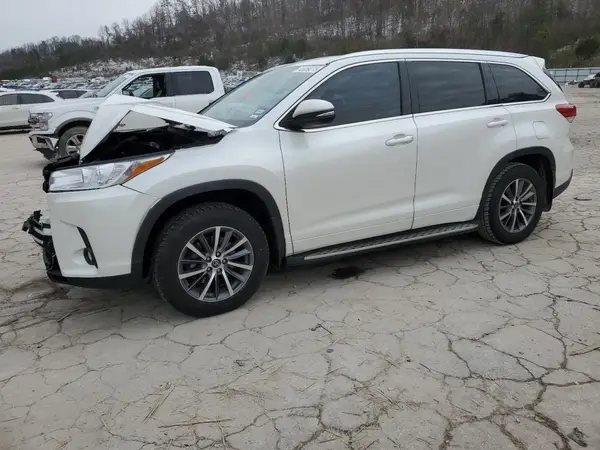5TDKZRFH9HS523056 2017 TOYOTA HIGHLANDER - Image 1