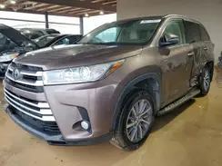 5TDKZRFH9JS240050 2018 TOYOTA HIGHLANDER