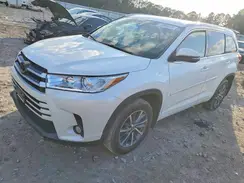 5TDKZRFH9JS269385 2018 TOYOTA HIGHLANDER