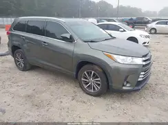 5TDKZRFH9JS270987 2018 TOYOTA HIGHLANDER