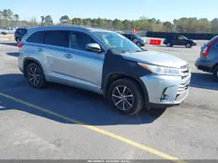 5TDKZRFH9JS526710 2018 TOYOTA HIGHLANDER