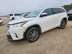 5TDKZRFH9JS527954 2018 TOYOTA HIGHLANDER