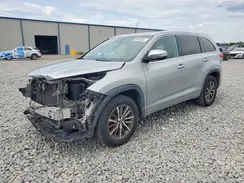 5TDKZRFH9JS528053 2018 TOYOTA HIGHLANDER