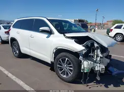 5TDKZRFH9JS531633 2018 TOYOTA HIGHLANDER