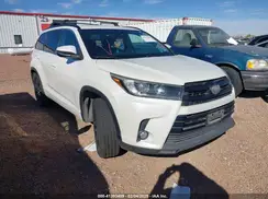 5TDKZRFH9JS535620 2018 TOYOTA HIGHLANDER