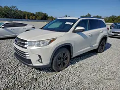 5TDKZRFH9JS536282 2018 TOYOTA HIGHLANDER