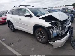 5TDKZRFH9JS545516 2018 TOYOTA HIGHLANDER