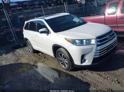 5TDKZRFH9JS546214 2018 TOYOTA HIGHLANDER