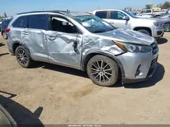 5TDKZRFH9JS547816 2018 TOYOTA HIGHLANDER