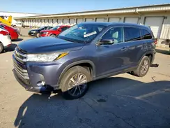 5TDKZRFH9KS297768 2019 TOYOTA HIGHLANDER