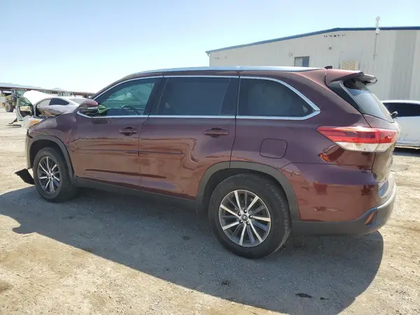 5TDKZRFH9KS312334 2019 TOYOTA HIGHLANDER - Image 2