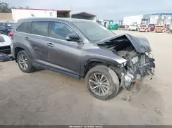 5TDKZRFH9KS322572 2019 TOYOTA HIGHLANDER
