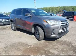 5TDKZRFH9KS333586 2019 TOYOTA HIGHLANDER