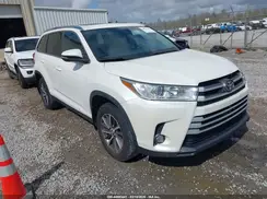 5TDKZRFH9KS337864 2019 TOYOTA HIGHLANDER