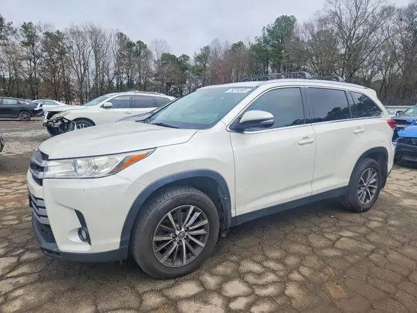 5TDKZRFH9KS555979 2019 TOYOTA HIGHLANDER - Image 1