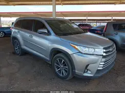 5TDKZRFH9KS559336 2019 TOYOTA HIGHLANDER