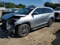 5TDKZRFH9KS565587 2019 TOYOTA HIGHLANDER