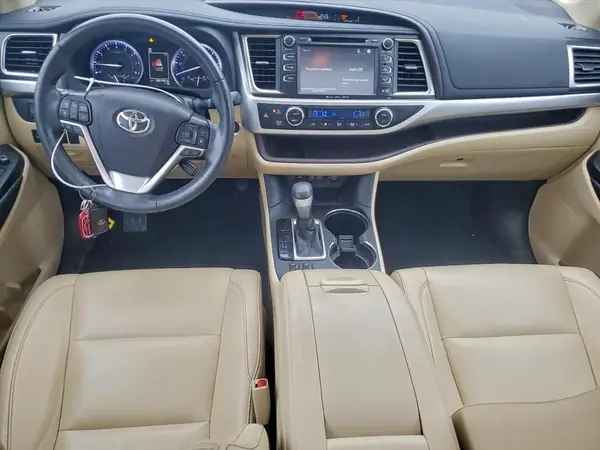 5TDKZRFH9KS566495 2019 TOYOTA HIGHLANDER - Image 8