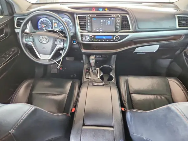 5TDKZRFH9KS568344 2019 TOYOTA HIGHLANDER - Image 8