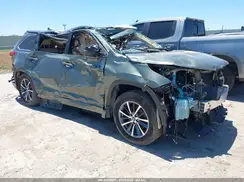 5TDKZRFHXHS190012 2017 TOYOTA HIGHLANDER