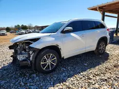 5TDKZRFHXHS213028 2017 TOYOTA HIGHLANDER