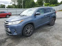 5TDKZRFHXHS510526 2017 TOYOTA HIGHLANDER