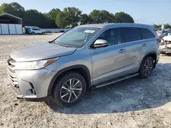 5TDKZRFHXHS510929 2017 TOYOTA HIGHLANDER