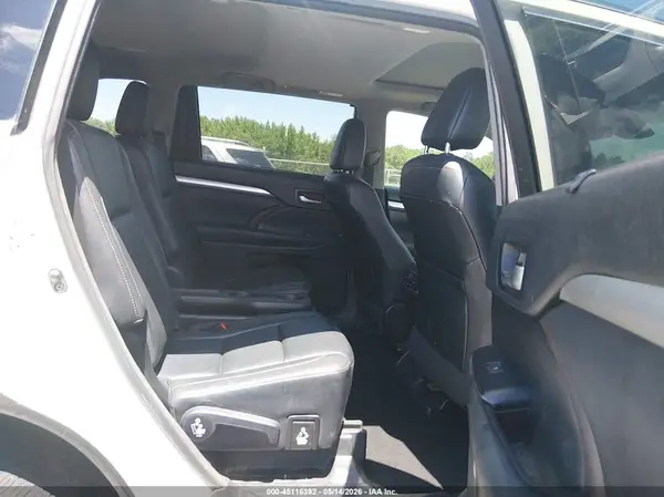 5TDKZRFHXHS514317 2017 TOYOTA HIGHLANDER - Image 8