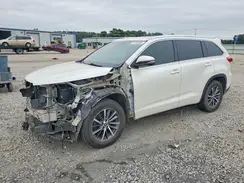 5TDKZRFHXHS517573 2017 TOYOTA HIGHLANDER