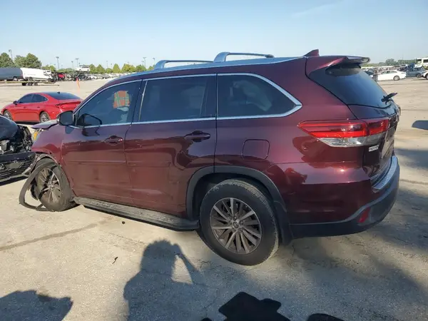 5TDKZRFHXJSM2500 2018 TOYOTA HIGHLANDER - Image 2