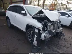 5TDKZRFHXKS301679 2019 TOYOTA HIGHLANDER