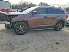 5TDKZRFHXKS326324 2019 TOYOTA HIGHLANDER