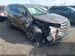 5TDKZRFHXKS334293 2019 TOYOTA HIGHLANDER