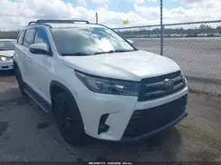 5TDKZRFHXKS349442 2019 TOYOTA HIGHLANDER