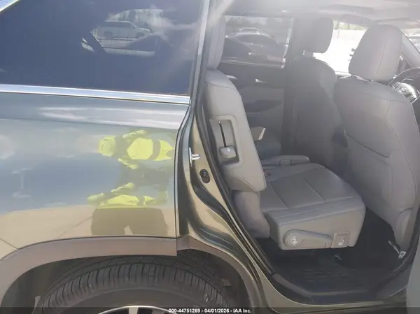 5TDKZRFHXKS351918 2019 TOYOTA HIGHLANDER - Image 8
