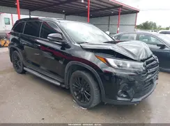 5TDKZRFHXKS356682 2019 TOYOTA HIGHLANDER