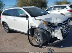 5TDKZRFHXKS554033 2019 TOYOTA HIGHLANDER