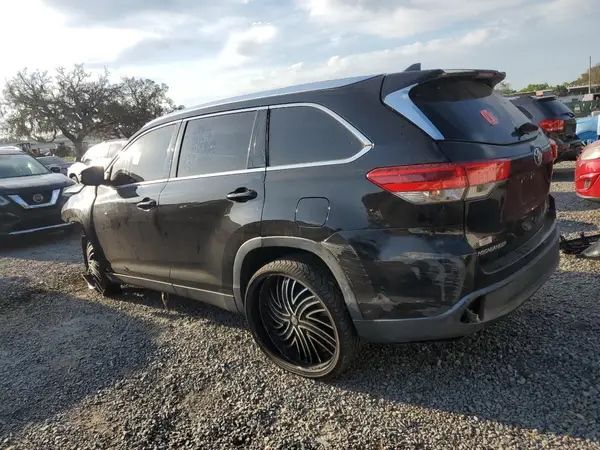 5TDKZRFHXKS554940 2019 TOYOTA HIGHLANDER - Image 2