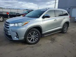 5TDKZRFHXKS560169 2019 TOYOTA HIGHLANDER