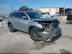 5TDKZRFHXKS560205 2019 TOYOTA HIGHLANDER