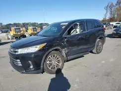 5TDKZRFHXKS560673 2019 TOYOTA HIGHLANDER