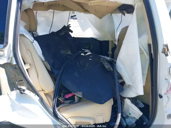 5TDKZRFHXKS565470 2019 TOYOTA HIGHLANDER - Image 8