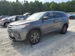 5TDKZRFHXKS567963 2019 TOYOTA HIGHLANDER