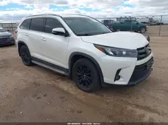 5TDKZRFHXKS568126 2019 TOYOTA HIGHLANDER