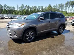 5TDKZRFHXKS568823 2019 TOYOTA HIGHLANDER