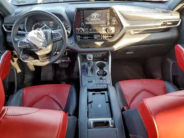 5TDLZRAH0NS110580 2022 TOYOTA HIGHLANDER - Image 8
